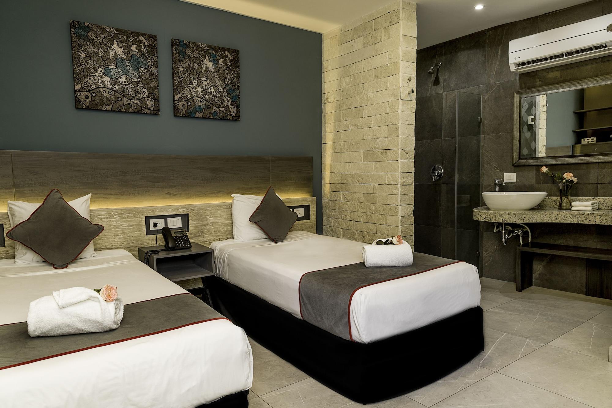 Bfh Attraction Deluxe Hotel بلايا ديل كارمن المظهر الخارجي الصورة