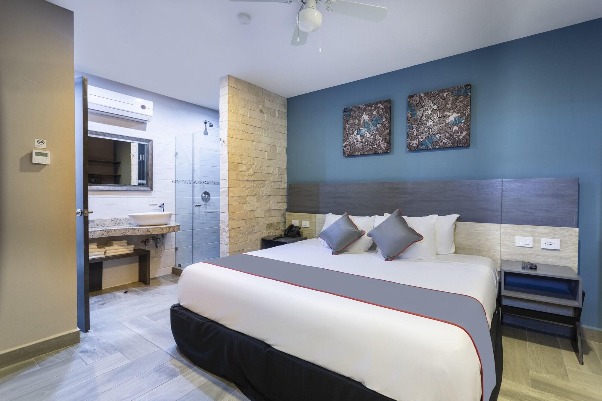 Bfh Attraction Deluxe Hotel بلايا ديل كارمن المظهر الخارجي الصورة