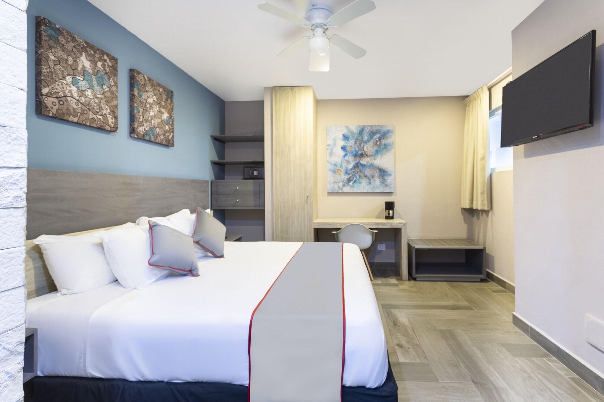 Bfh Attraction Deluxe Hotel بلايا ديل كارمن المظهر الخارجي الصورة