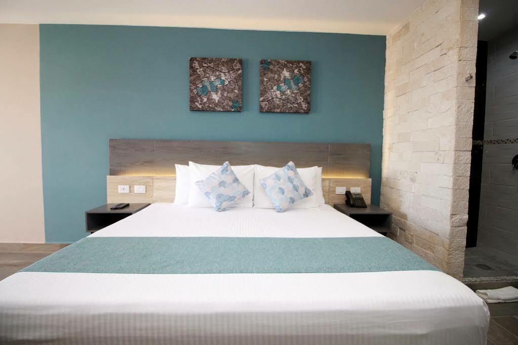 Bfh Attraction Deluxe Hotel بلايا ديل كارمن المظهر الخارجي الصورة